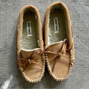 Minnetonka Tan Suede Moccasins
